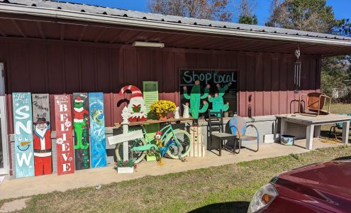 The Rustic Korner Avery