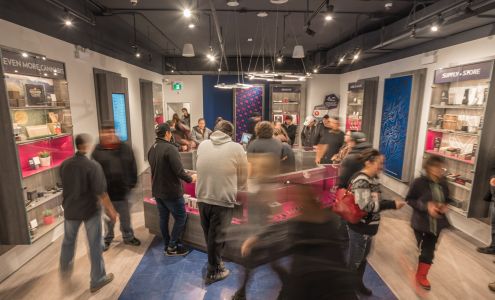 Meta Cannabis Supply Co. | OCN Otineka Mall | Cannabis Store Opaskwayak Opaskwayak