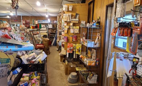 Country Cloth & Hobby Shop
