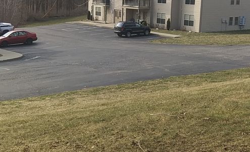 Sunny Hill Villas Apartments