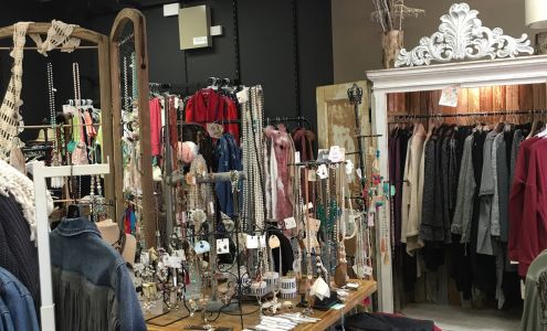 Tanyas Boutique and Home store