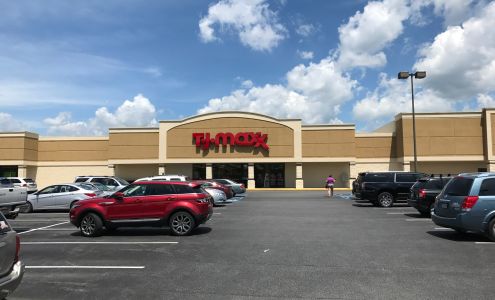 Spradlin Farm Shopping Center