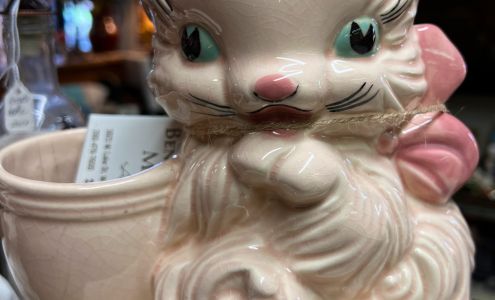 Bent Leg Antique Marketplace LLC