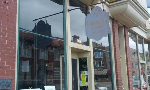 Thompson Gallery-Custom Framing