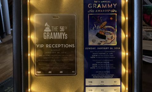 Little Yellow Frame Shop & Gallery