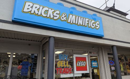 Bricks and Minifigs Huntsville