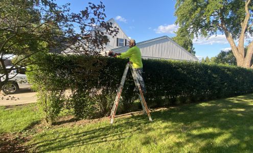 Kelvin's Landscaping, LLC Random Lake