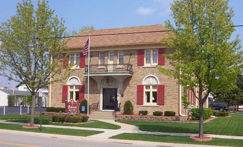 Pederson-Nowatka Funeral Homes