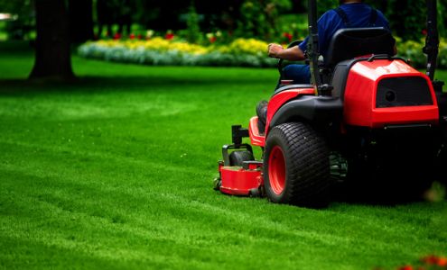 Travis's Lawn Care, L.L.C. W8500 Cloverleaf Lake Rd, Clintonville Wisconsin 54929