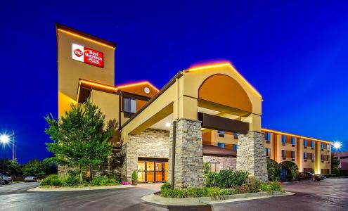 Best Western Plus Woodland Hills Hotel & Suites