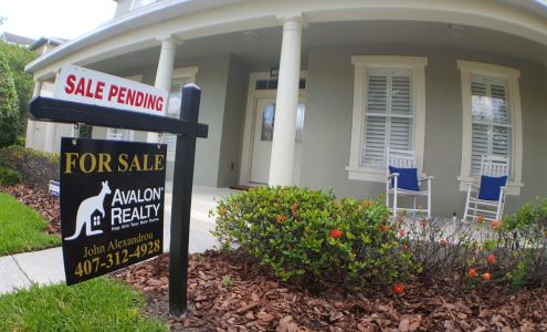 Avalon Realty Group: John Alexandrou-Avalon Park Real Estate