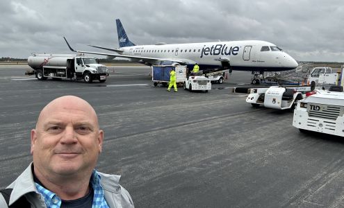 Martha's Vineyard Airport West Tisbury