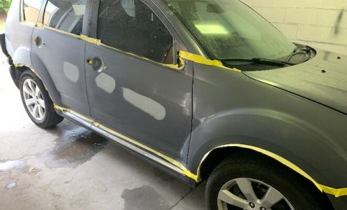 Hard In The Paint Body Shop