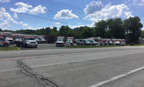 DJ'S Towing & Auto Service and Uhaul Dealer