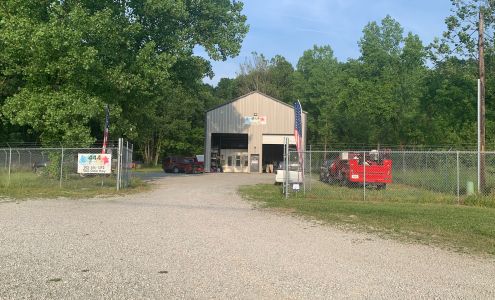 444 Auto Body and Customs