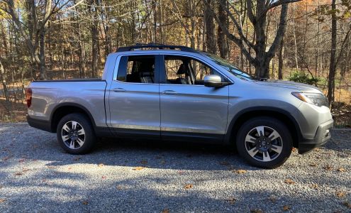 Gagnon Auto Body Corporation