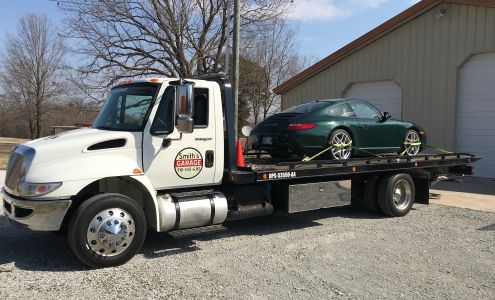 Smith’s Towing