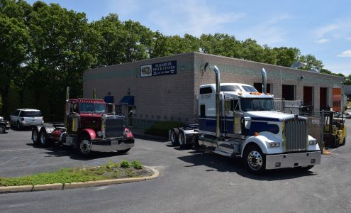 Elizabeth Truck Center of Long Island 40 Corporate Dr, Holtsville New York 11742