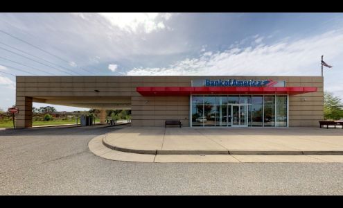 Bank of America (with Drive-thru ATM)