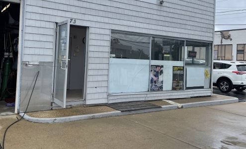 Manchester Gas & Auto