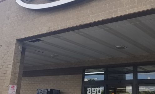 Roses Discount Store