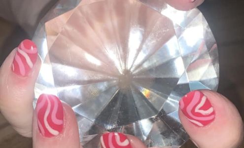 Main Street Salon 435 Main St suite b, Etna California 96027