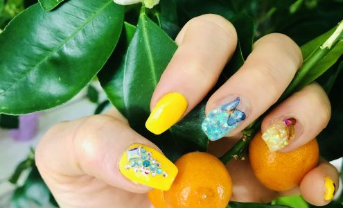 Yung's Nails & Spa Besides Ukraine restaurant,  2403 22 St W, Saskatoon Saskatchewan S7M 0V8