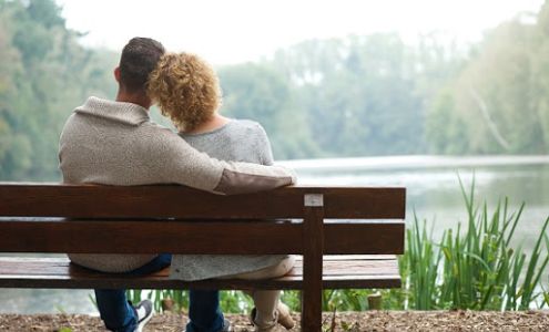 Assisting Hands Home Care - Arlington Heights & Surrounding Areas