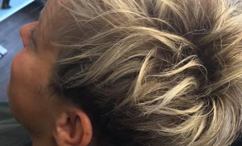 Studio Posh 2081 McDougall Rd, West Kelowna British Columbia V1Z 4A2