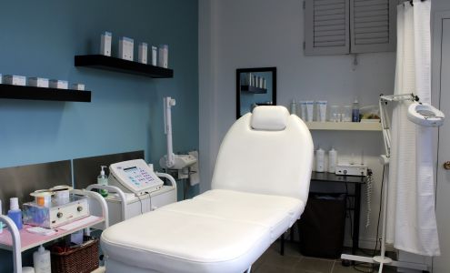 Concept Chatelaine 297 Notre-Dame St E, Victoriaville Quebec G6P 4A4