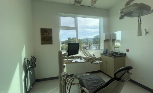 Elias Dental 200,  4078 4 Ave 2nd Floor, Whitehorse Yukon Y1A 4K8