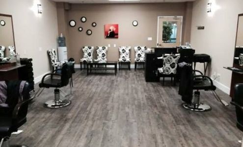 Snippets Beauty Salon Lower YK mall, 4802 Franklin Ave #8, Yellowknife Northwest Territories X1A 1N1