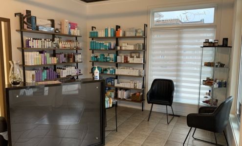 Studio Elégance Inc 370 Rue de la Madone, Mont-Laurier Quebec J9L 1R9