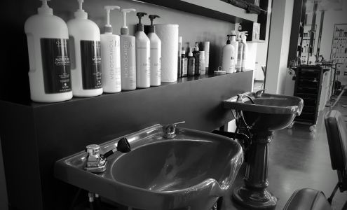 New York Dimensions Salon Inc 10524 10 St, Dawson Creek British Columbia V1G 3T9