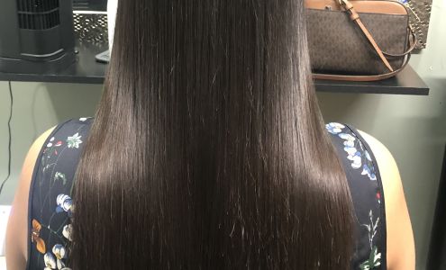 Sumanastylez 731 Rogers Ave, Victoria British Columbia V8X 5K6