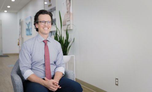 Dr. Shane Seal, Plastic Surgery Institute