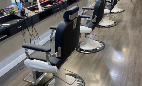 Vicky's Barber Shop 236 Norwich Ave Unit 6, Woodstock Ontario N4S 3V9