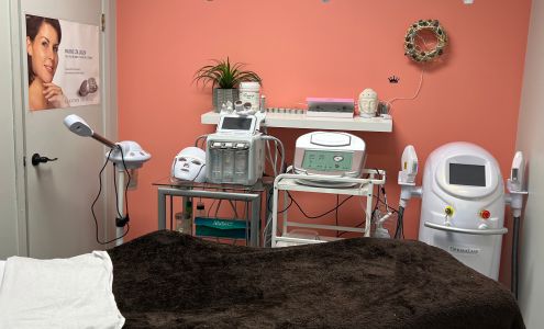 beauty queen esthetics spa( Ladies Only)