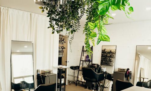 Le Lockal Katya Kenney