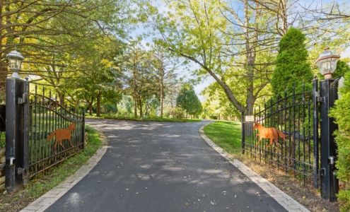 Erin Dierks, Berkshire Hathaway HomeServices Starck Real Estate