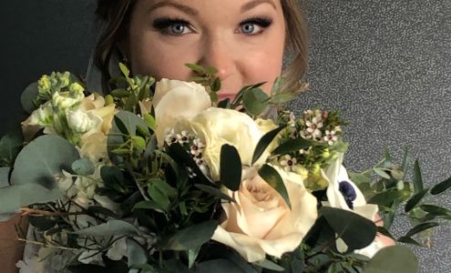 Belles and Bombshells Artistry & Bombshell Esthetics YEG