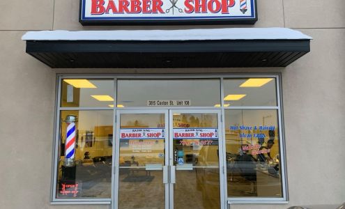 RAZOR KING BARBERSHOP 3815 Caxton St #108, Whitecourt Alberta T7S 1S1