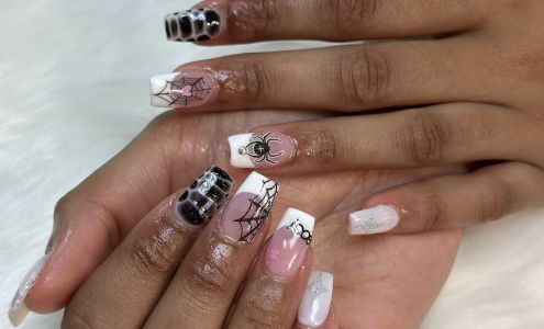 Summer nail and spa 313 Main St E, Kingsville Ontario N9Y 1A7