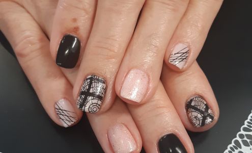 Lisa's Polished Haven 225 Main St, Glencoe Ontario N0L 1M0