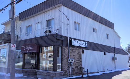 Salon Vogue 542 Main St E, Hawkesbury Ontario K6A 1A9