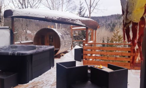 Au Snooze, Micro Spa de la Vallée Pruneau 435 Chem. de la Vallée, Grandes-Piles Quebec G0X 1H0