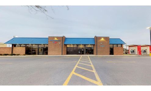 Bank of America (with Drive-thru ATM)