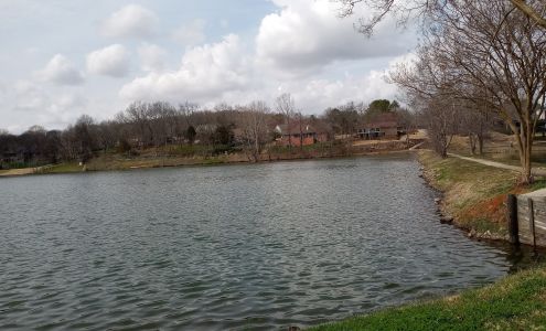 Colonial Grand at Edgewater