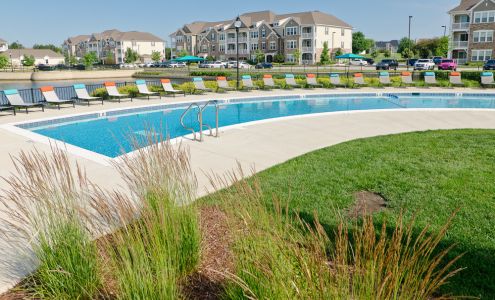 Tapestry Naperville Apartments