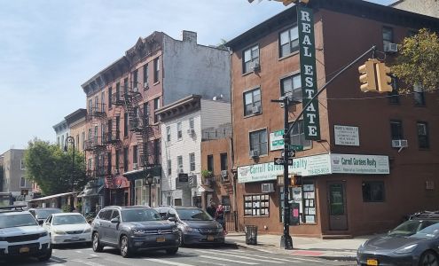 Carroll Gardens Realty